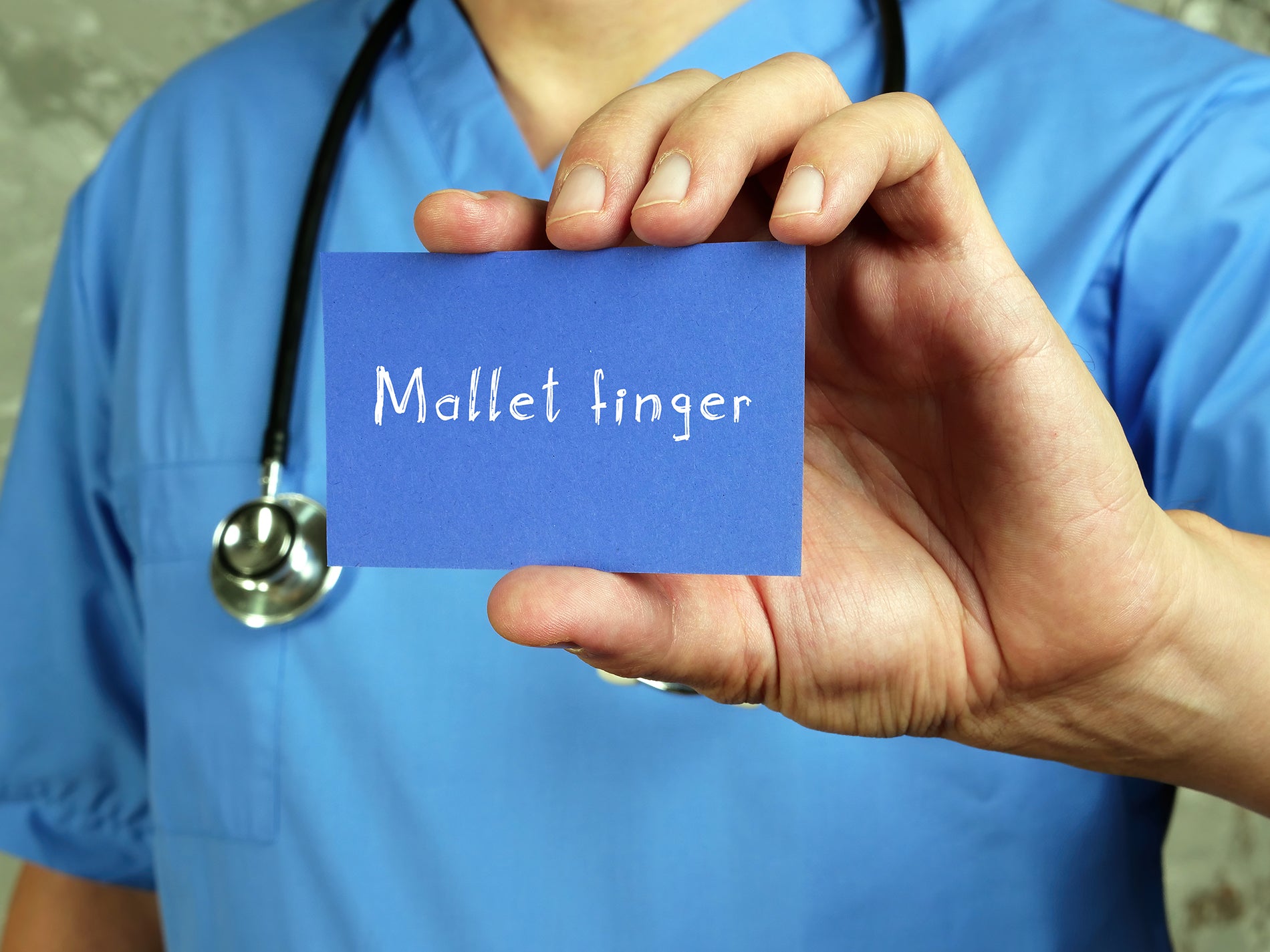 Mallet finger: First aid and treatment